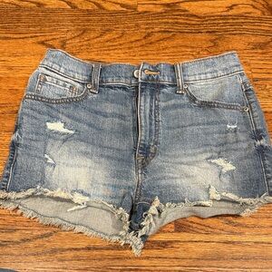 eunina Distressed Frayed Hem Denim Shorts - Light Blue